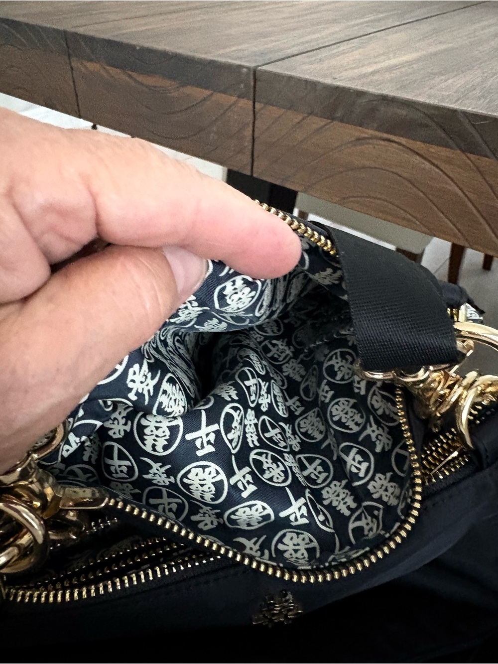 Amy Sacks Black Nylon Crossbody with Gold Hardware - Picture 11 of 15